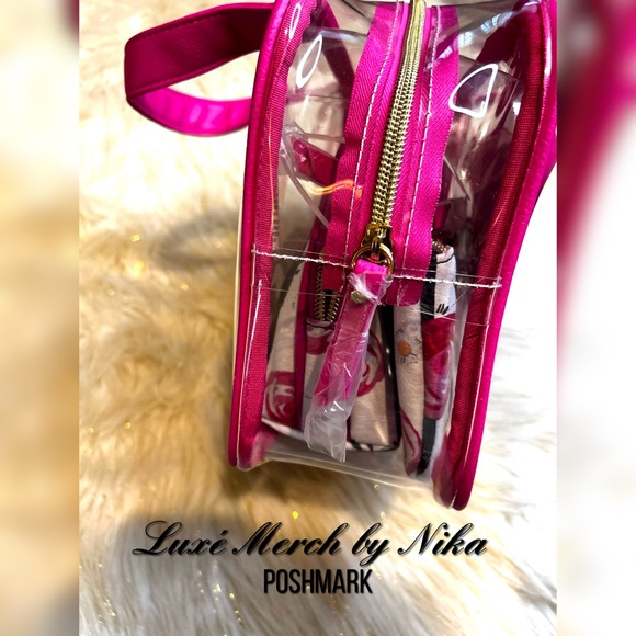 Betsey Johnson 3PC Cosmetic Set Pink Bow stripe clear bag 🎀 - Picture 5 of 6